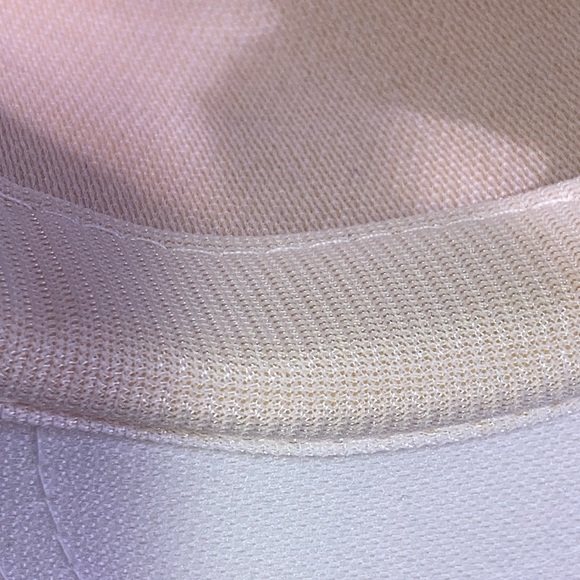 New Vintage Trucker Hat Cattleman’s In Las Cruces NM Cream & White - Picture 7 of 7